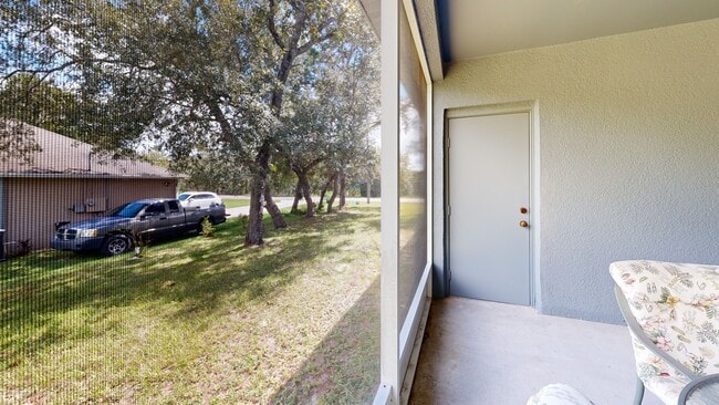 11257 Persimmon Ave, Weeki Wachee, FL 34614 - photo 2