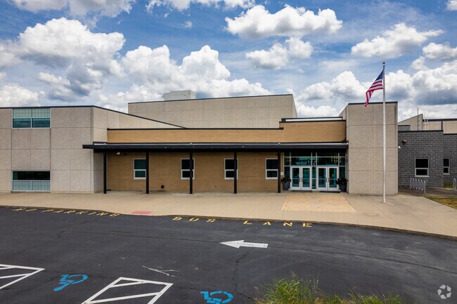 Hickory Hills K-8 has an average enrollment of around 1,000 students.