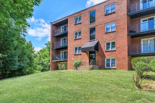 Groton Towers, Groton, CT 06340 - photo 3