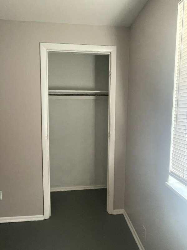 1112 Dennison Ave, Dayton, OH 45417 - photo 3