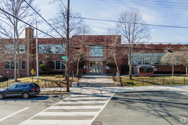 Nalle Elementary School