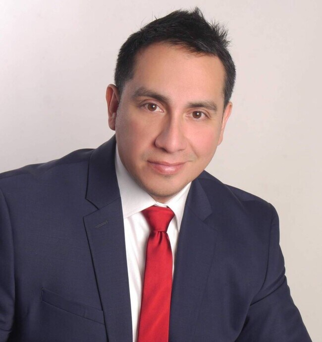 Hernan Castro