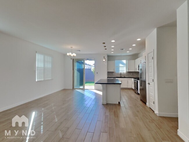 9959 W Whitton Ave, Avondale, AZ 85392 - photo 4