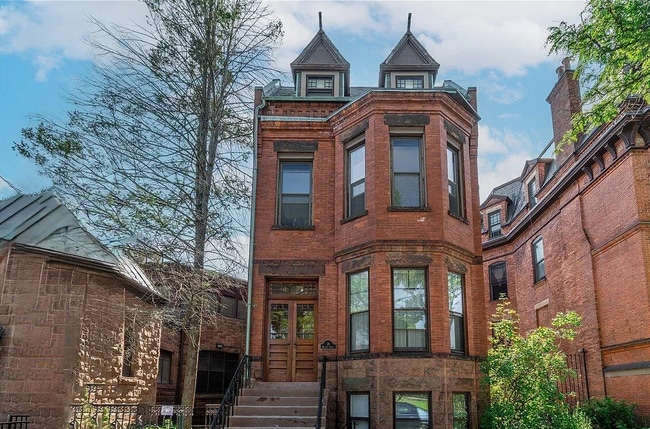 18 Willett St unit 3, Albany, NY 12210 - photo 2