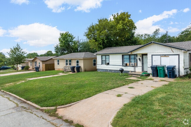 The mature trees shade the homes in Garden Neighborhood Council.