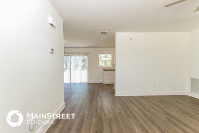 674 23rd Place SW, Vero Beach, FL 32962 - photo 5