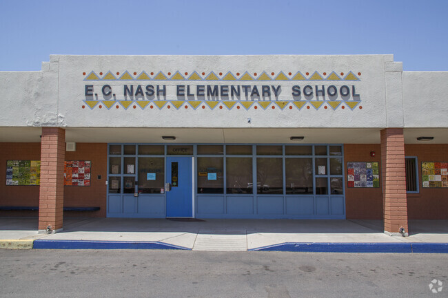 Nash Elementary, Entrance 2