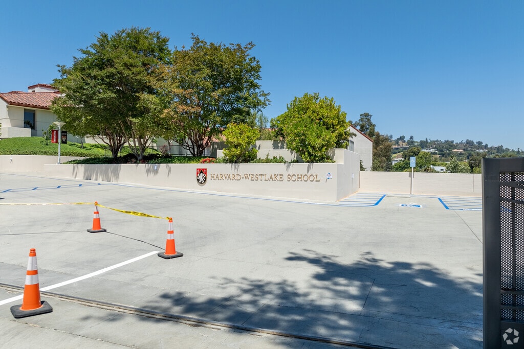 Harvard-Westlake Middle School strives to instill personal character and care for others.