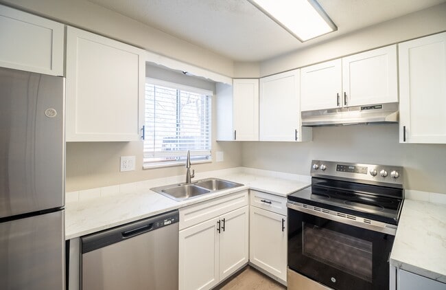 3035 17th Ave, Longmont, CO 80503 - photo 6