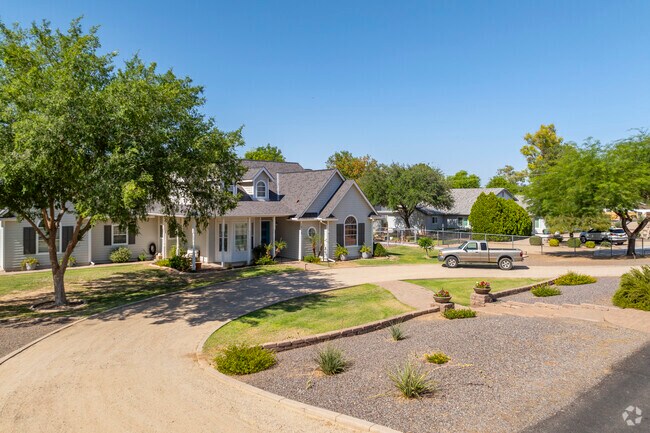 The ranch-style homes in Chandler Heights Citrus offer wide front yards, long driveways, and a relaxed atmosphere perfect for families and hobbyists alike.