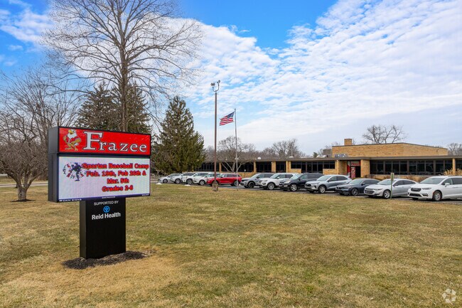 Frazee Elementary School receives an overall Niche grade of C+.