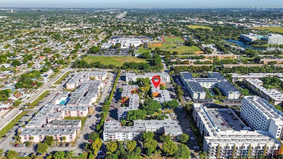 11309 SW 200th St, Miami, FL 33157 - photo 1