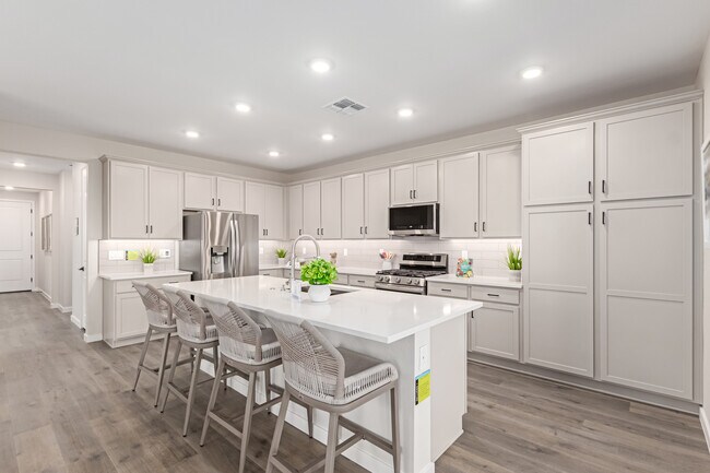 8224 N 174th Ln, Waddell, AZ 85355 - photo 5