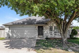 8500 Cove Meadow Ln, Fort Worth, TX 76123