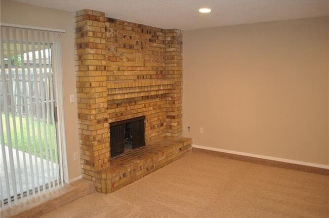 3814 Cibolo Dr unit 3816, Fort Worth, TX 76133 - photo 5