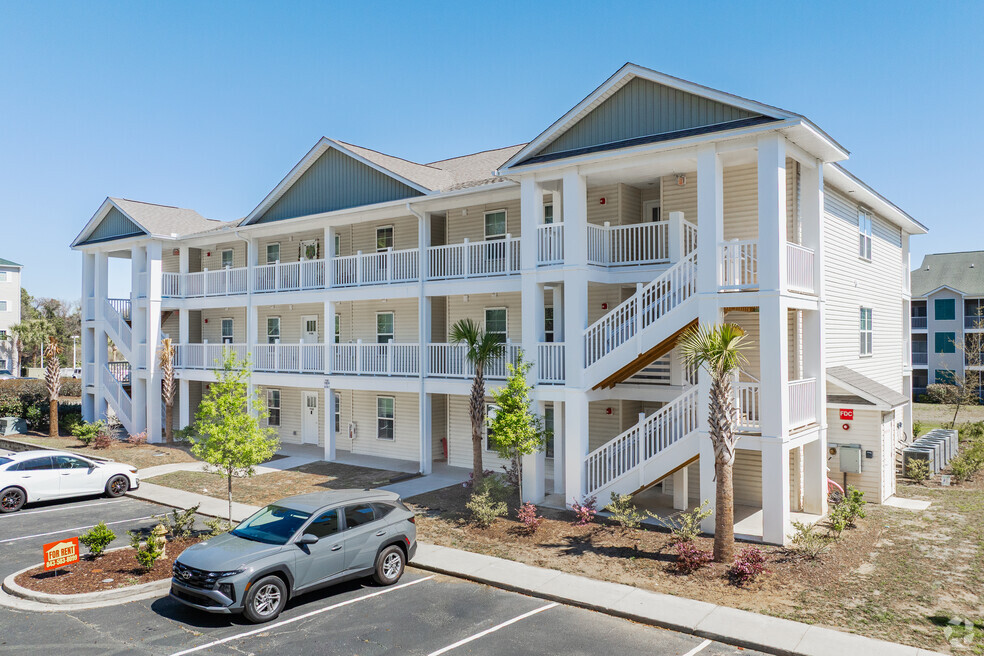 Building 11 at Briarcliffe Commons