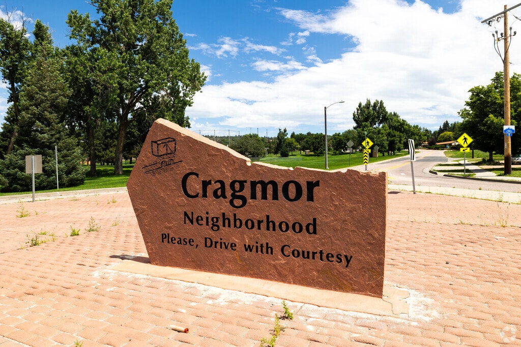 About Cragmor Schools, Demographics, Things to Do