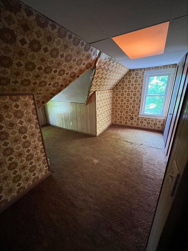 15 S Walnut St Unit 4, Akron, OH 44303