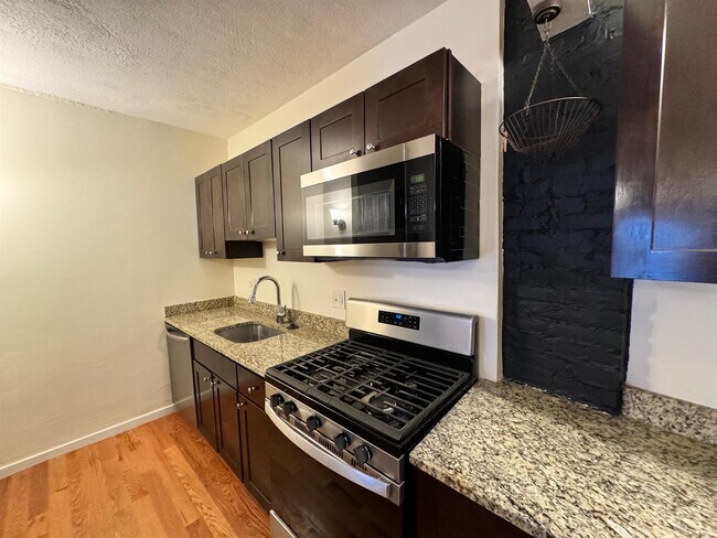 205B Highland Ave unit 1, Somerville, MA 02143 - photo 5