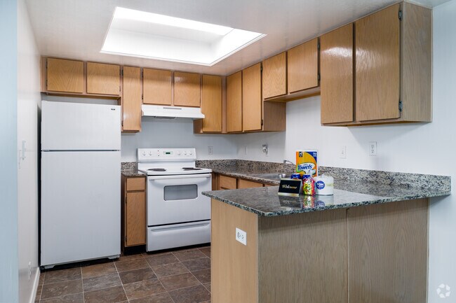 Clinton Towne Center Apartments, Clinton, UT 84015 - photo 6