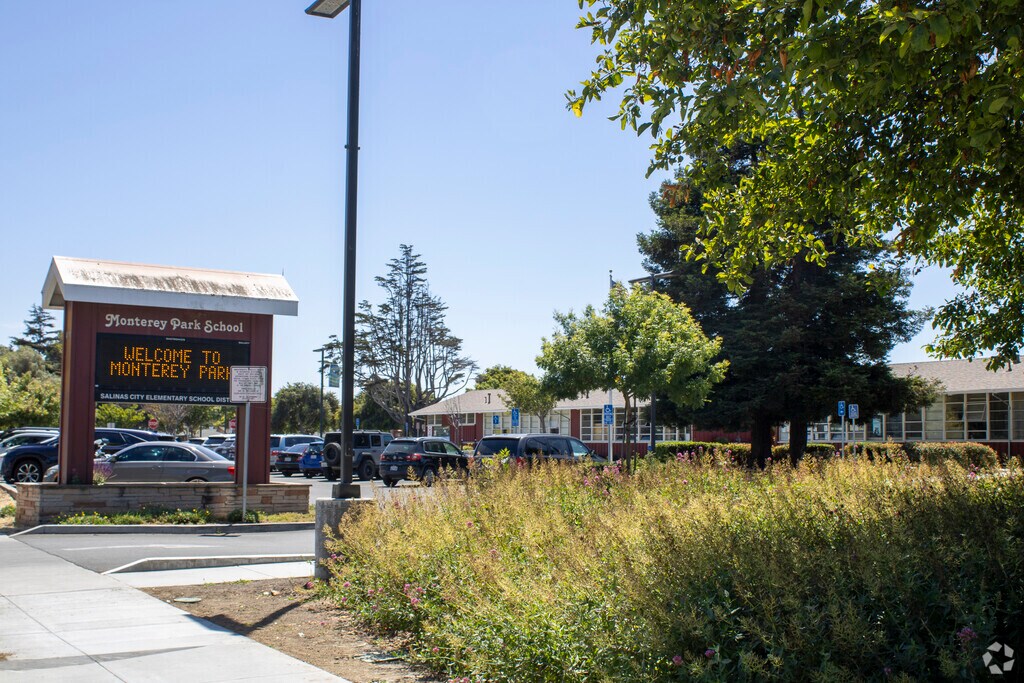 Monterey Park Elementary School provides education in the neighborhood of 
South Salinas