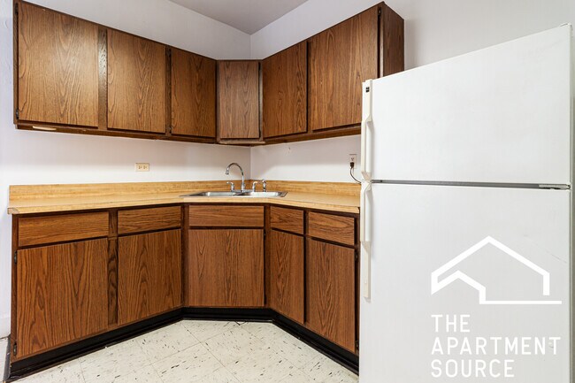 3519 N Racine Ave unit W3, Chicago, IL 60657 - photo 7