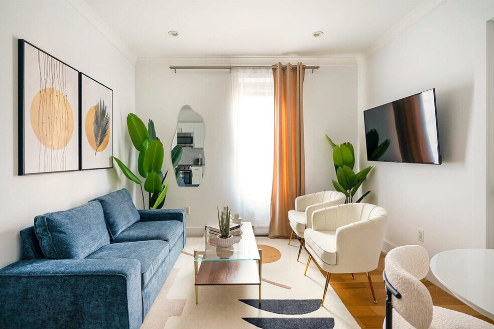 Lenox Row unit FL4-ID1022032P, New York, NY 10021 - photo 1