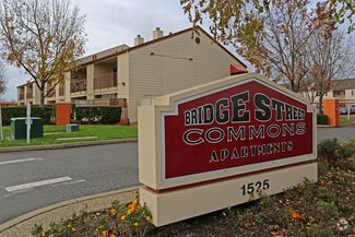 1525 Bridge St, Yuba City, CA 95993