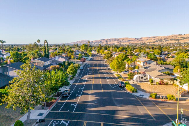 Creekside offers mountain views and quiet streets.