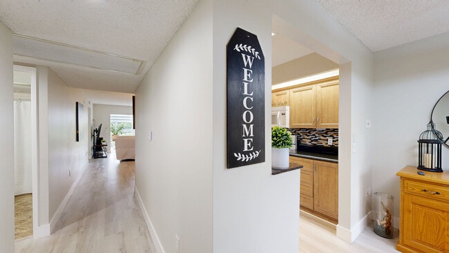 1600 SW 127th Way unit C302, Pembroke Pines, FL 33027 - photo 2