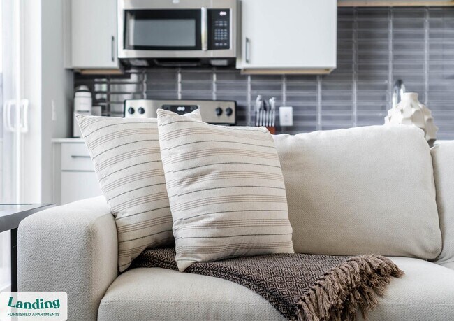 545 Foster St unit 623, Durham, NC 27701 - photo 2