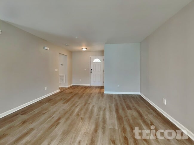 5820 Bryanstone Place, Raleigh, NC 27610 - photo 3