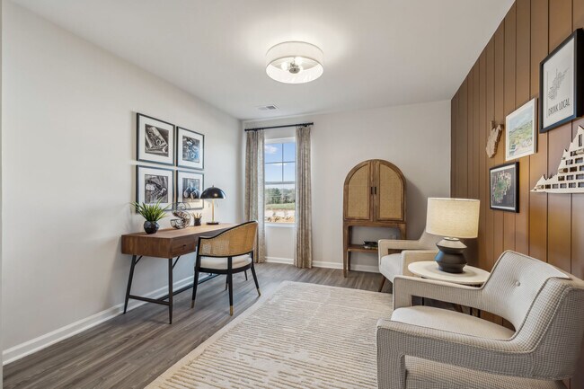 58 Tipton Rd, Charles Town, WV 25414 - photo 5