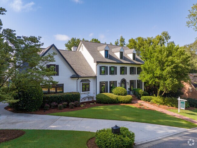 Home in Dunwoody Panhandle have been renovated to more contemporary in style.