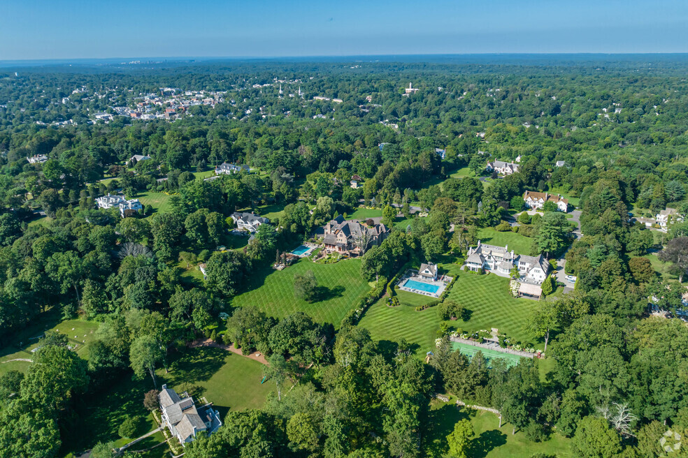 Neighborhood_New Canaan_Final_082823