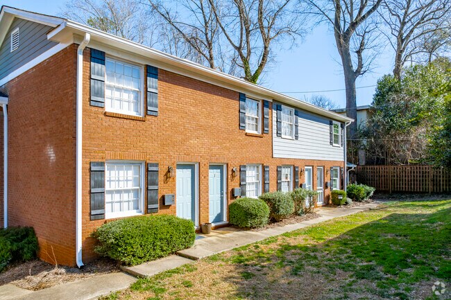 Coliseum Drive residents have different housing options like condos and townhomes.