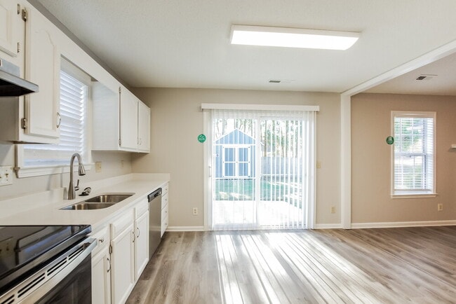 4009 Beaverbrook Dr, Indian Trail, NC 28079 - photo 7