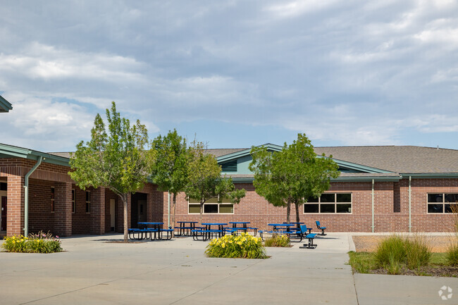 South courtyard at Paramount Elementary School.