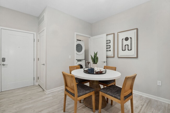 Aventon Isabelle, Orlando, FL 32812 - photo 4