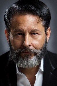 Michael Ponce de Leon