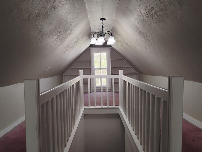 504 N Newsom St unit MAIN, Mineola, TX 75773 - photo 6