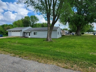 16905 10th Ave N, East Moline, IL 61244