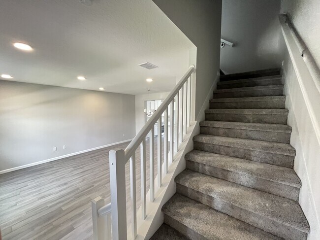 1356 Lumpini St, Saint Cloud, FL 34771 - photo 5