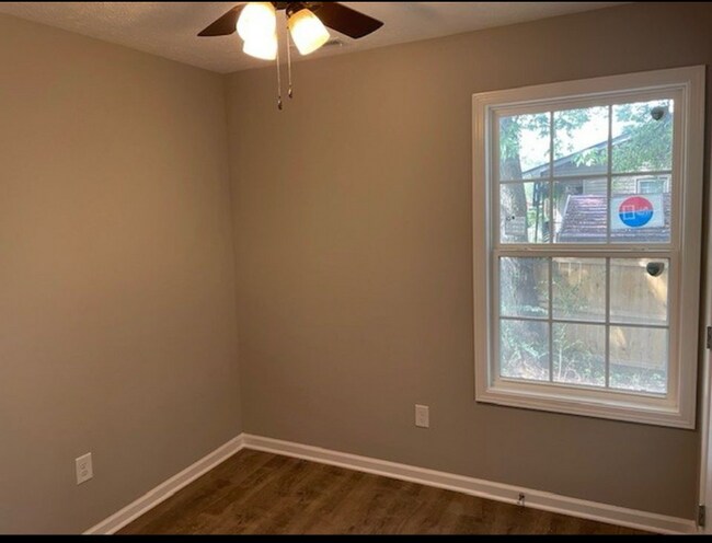 300 8th Ave SW, Winchester, TN 37398 - photo 7