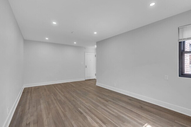 Palisades Manor Apartments – Modern Living in the Heart of Palisades Park, Palisades Park, NJ 07650 - photo 6