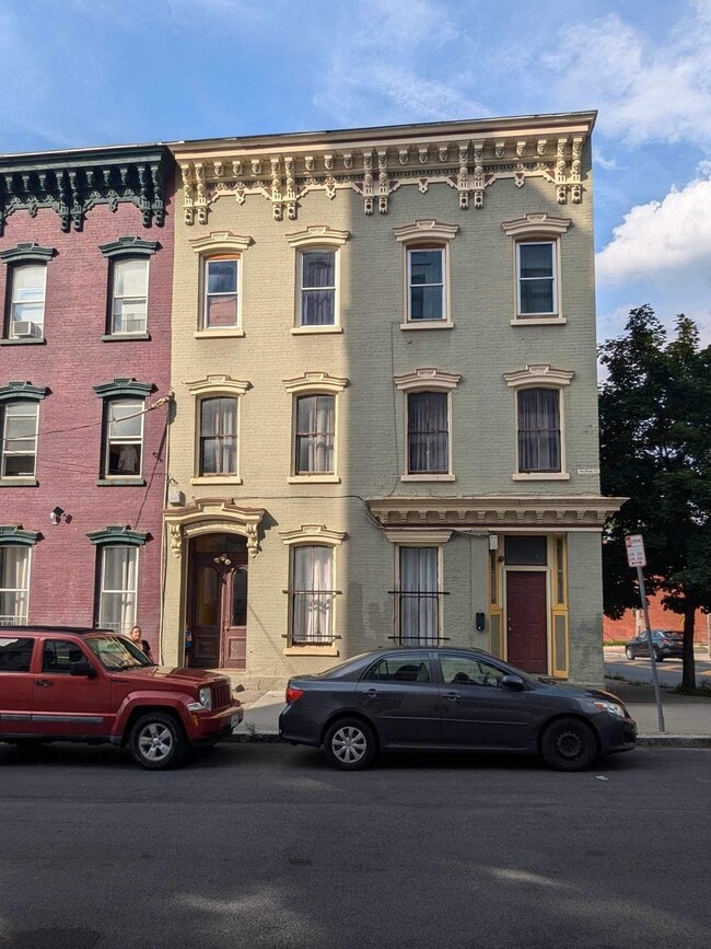 1 Sherman St Unit Sherman St, Albany, NY 12210