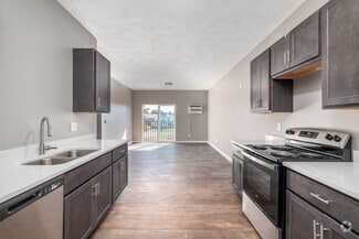 444 S Main St, North Syracuse, NY 13212