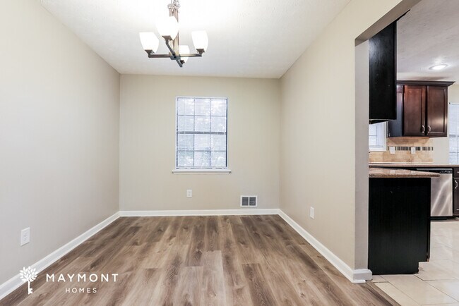 110 Lupine Ct, Atlanta, GA 30349 - photo 5