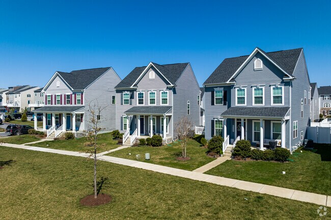 Well-manicured lawns are not uncommon in Ballenger Creek.