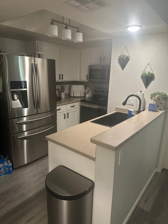 1720 E Thunderbird Rd unit 1083, Phoenix, AZ 85022 - photo 4